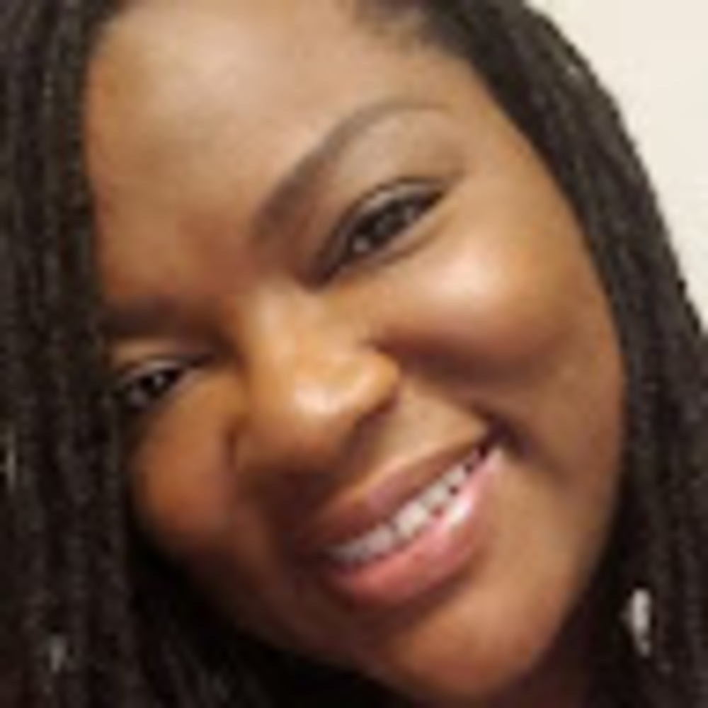 Meet your Posher, Alicia